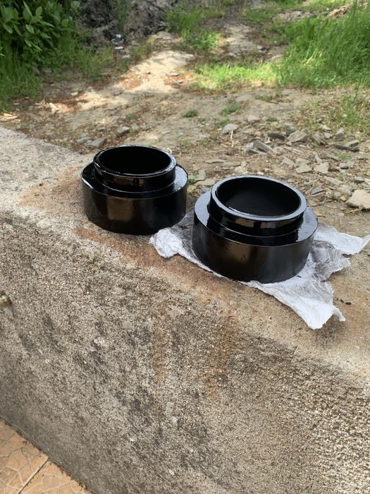Tacos para mola +5 (Nissan Terrano 2; Ford Malverick)