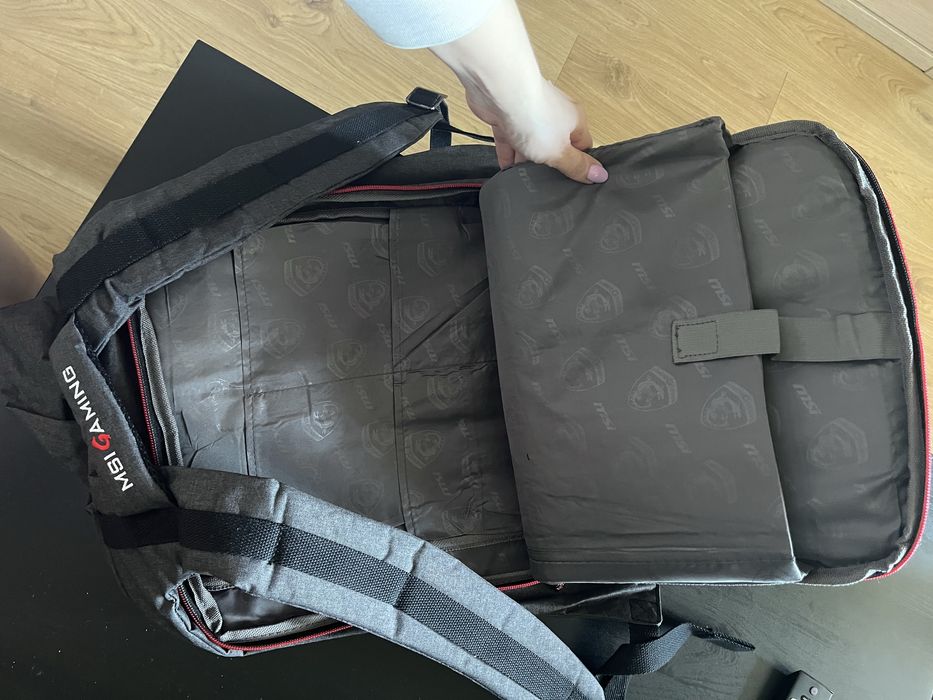 Plecak MSI stan idealny