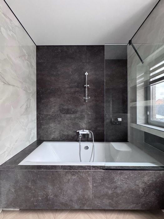 Окремий будинок з меблями та технікою без комісії для покупця