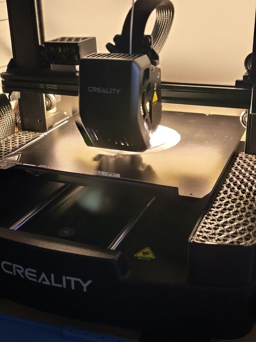 Impressora 3D Creality Ender 3 V3 SE  (Como Nova)