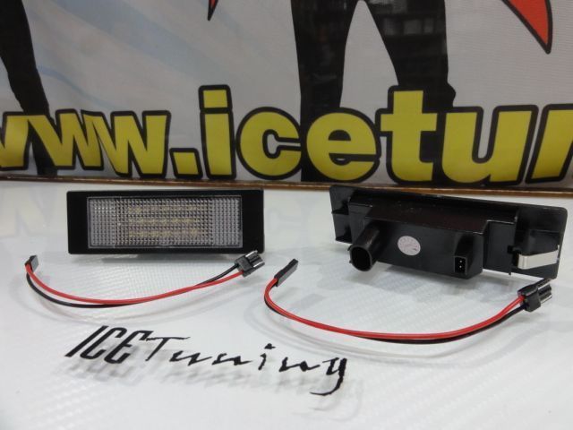 Suporte de lâmpada de matricula com led branco para BMW E81, E87, F20, E63, E64, F12, F13, F06, Z4 E85, E86, E89, K48 1600GT, K48 K,  Fiat Multipla,