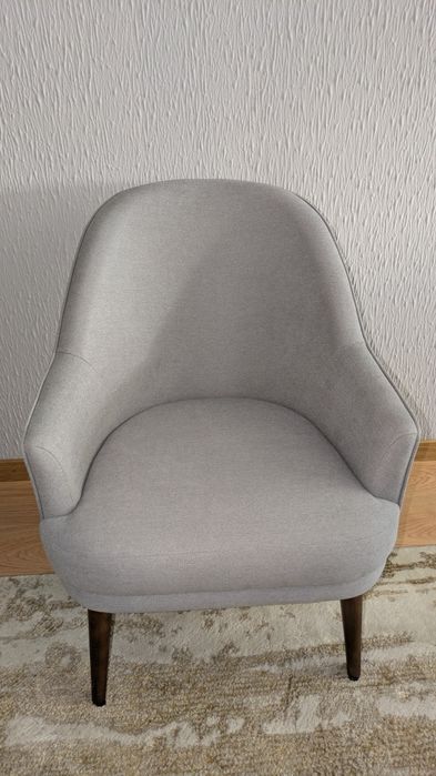 Cadeira Sala Cinzenta Clara