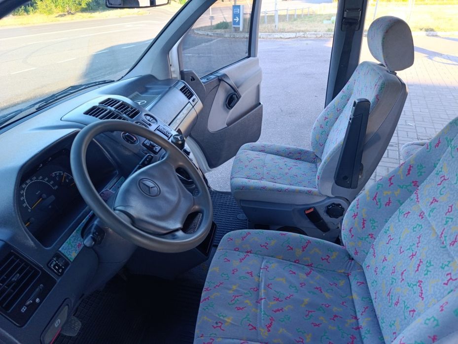 Продам Mercedes Vito пасажир 2.2 дизель.