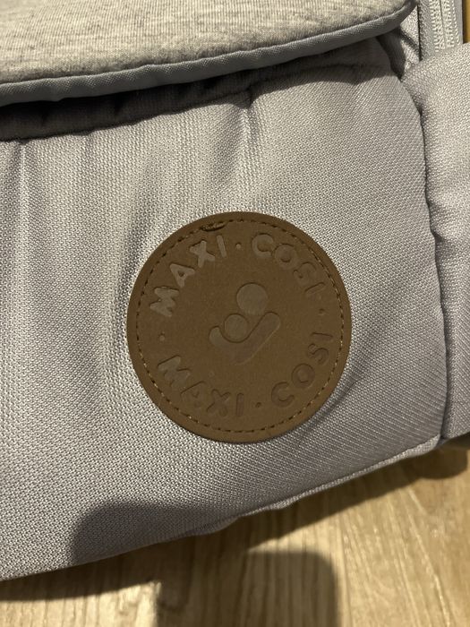 Cadeirinha de balançar maxi cosi com redutor