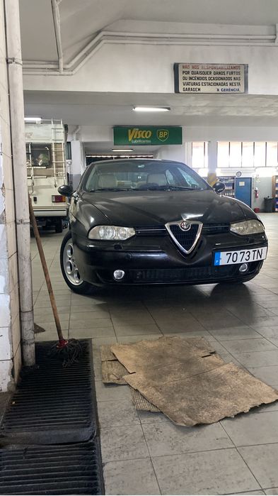 Vendo ou troco por mais pequeno alfa 156TS 1800 gasolina e Gpl