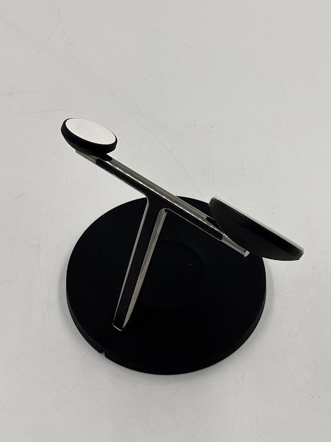 belkin boostcharge pro 3 w 1 z qi2 wiz009v2 input 15v moc 15 w