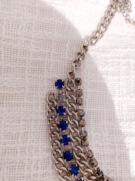 Colar com safiras azul