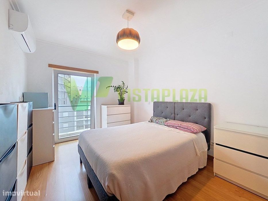 Apartamento T3 perto da praia com garagem em Portimão