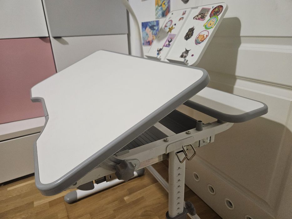 Biurko regulowane dla dzieci