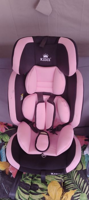 Fotelik dla dziewczynki ISOFIX