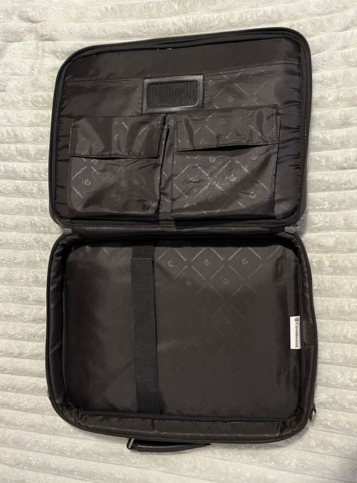 Brązowa sztywna torba na laptopa 17’ Continental