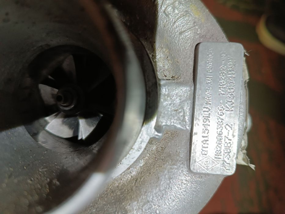 Turbosprężarka X,-Trail T31 Renault laguna 3 Qashqai Koleos 2.0DCI