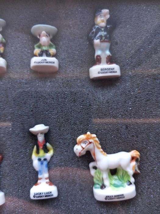 Complete Collection of 10 Lucky Luke Figures64584251640065122