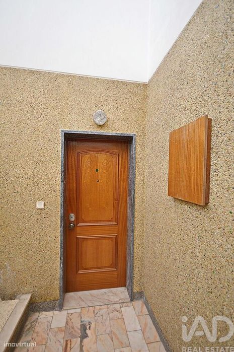 Apartamento T3 em Amora de 97,00 m2