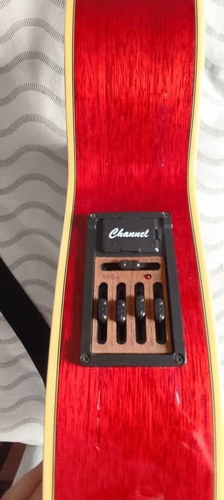 Guitarra Channel by ESM CA-500-CHS – Como Nova + Acessórios