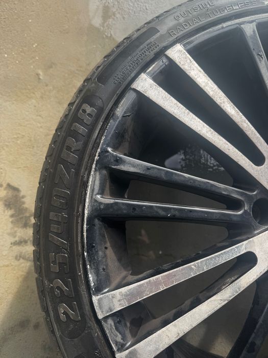 Volkswagen R32 roda 18’ 225/40/18