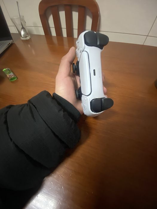 Comando de ps5 usado poucas vezes