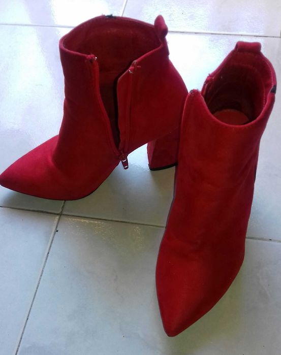 Botas e sapatos senhora