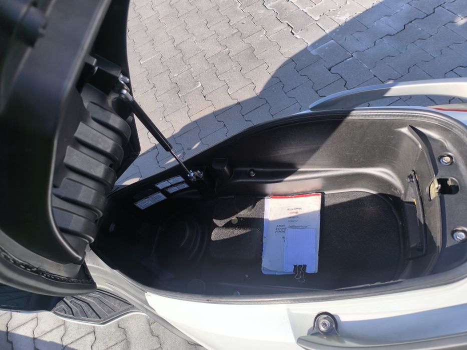 SYM GTS 125 impecável