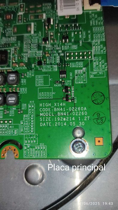 TV Samsung para peças Modelo: UE48H6800AW