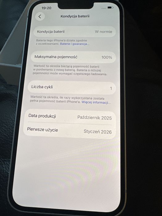 Iphone 16 E 128 GB kolor bialy - 100% baterii