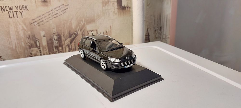 Модель 1:43, Пежо-407 SW