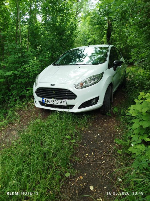 Продам фієсту 2013року