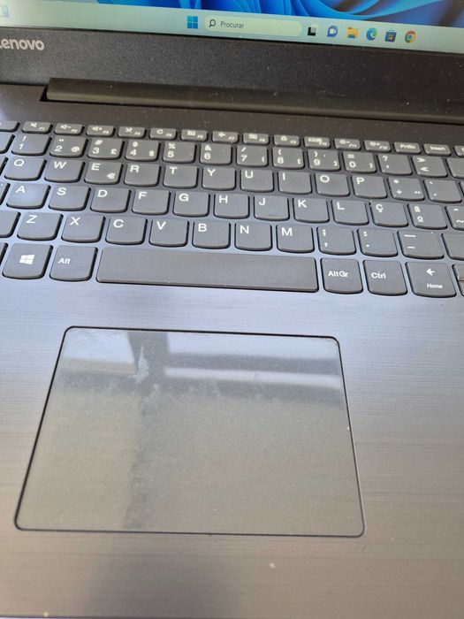 lenovo 330-15IKB processador i3-8130, sem anomalia