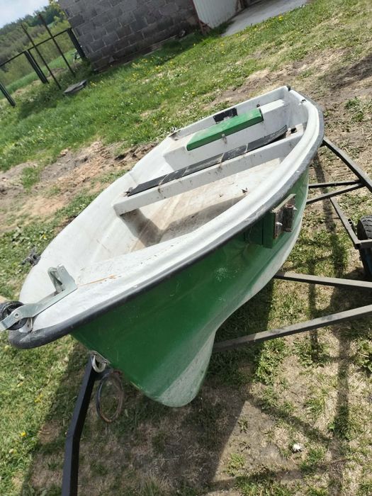 Łódź wędkarska lub rekreacyjna