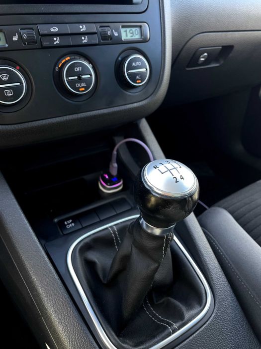 Volkswagen Golf V 2008