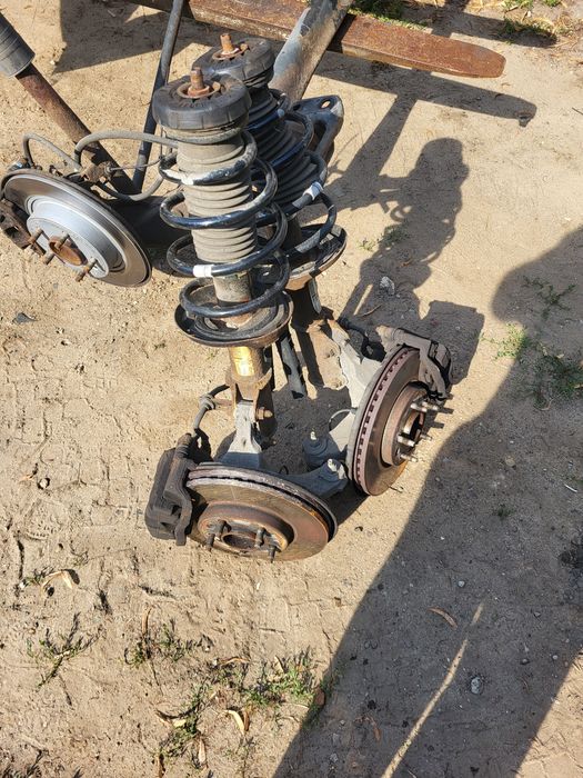 Zawieszenie przod Opel Astra J 1.7 cdti