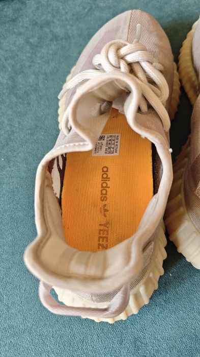 Buty Yeezy Boost V2 GW2871