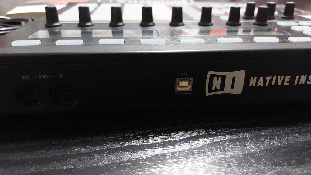 Kontroler muzyczny Native Instruments Maschine Controller MK1
