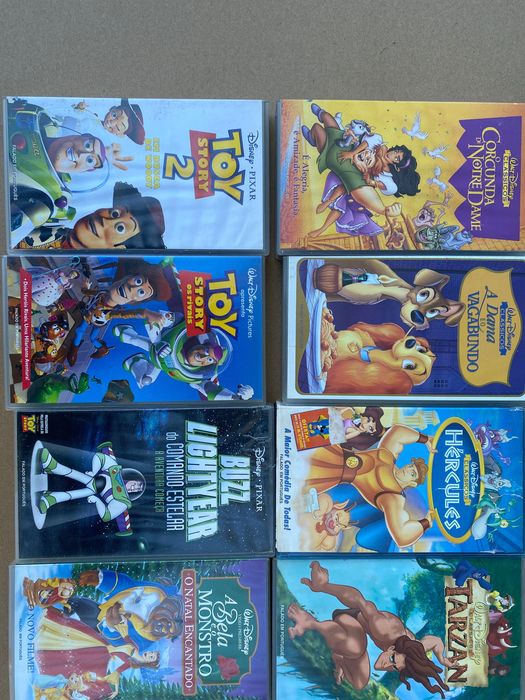 Várias cassetes VHS - Disney Pokémon toy story etc
