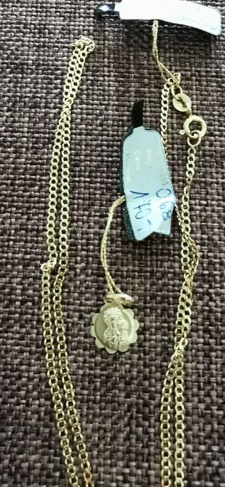 Łańcuszek złoty z przywieszka na chrzest komunie Sw