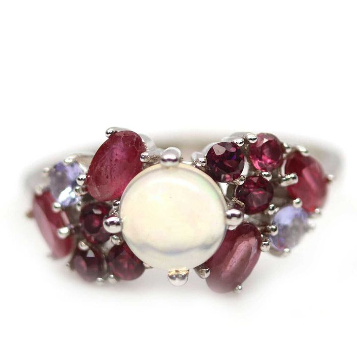 Серебряное кольцо с натуральным опалом, , рубином Размер 17.5