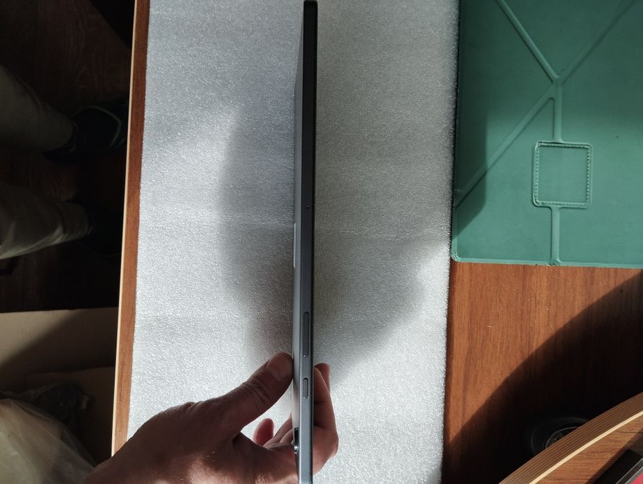 Samsung galaxy tab a8 x-200 єкран 10.5 стан як новий.