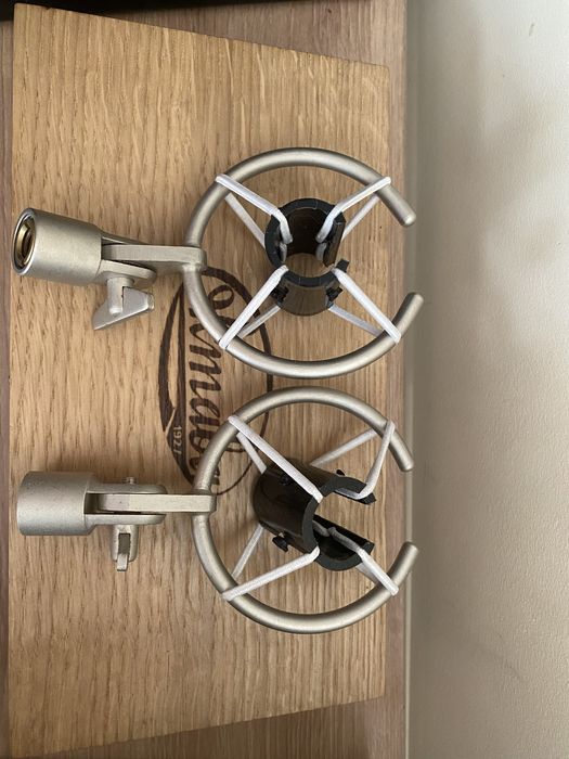 Oktava MK-012 Стерео пара мікрофонів.