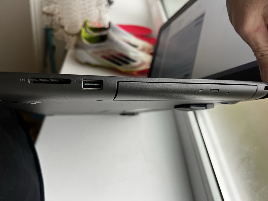 Dell Inspiron 5567/15.6 i7-7500u (4 ядра)/16gb+500gb ssd