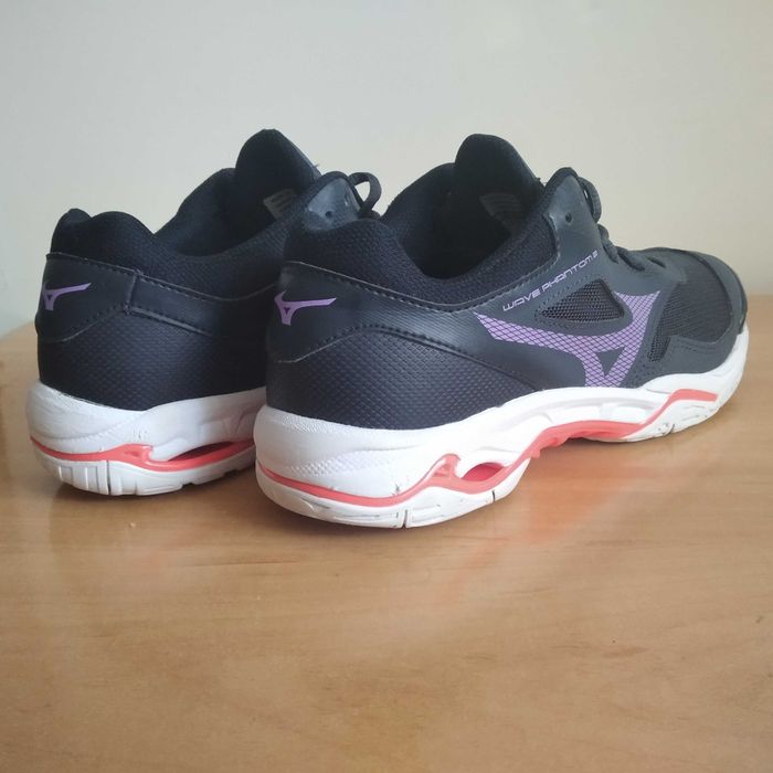 Buty do gry w piłkę ręczną MIZUNO WAVE PHANTOM 2 roz.eu-39