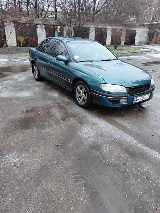 Продам авто в гарному стані, багата комплектація