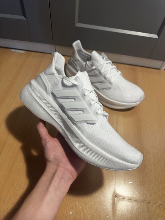 Adidas UltraBoost 5