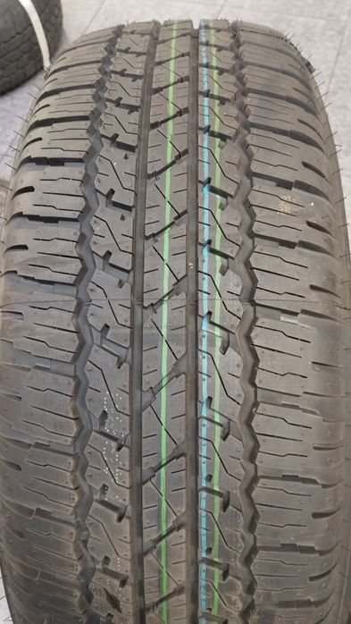 Pneu Bridgestone Dueler A/T 265/65 R17 (novo, DOT 2624)