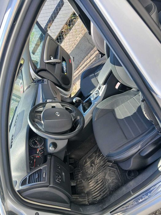 Renault Laguna III Grandtour 2.0dCi 150cv 4Control 2011