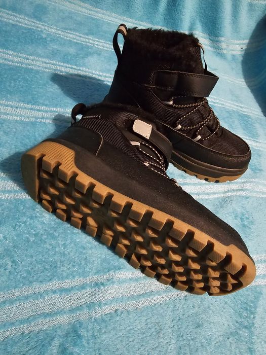 Buty zimowe H&M jak nowe 32