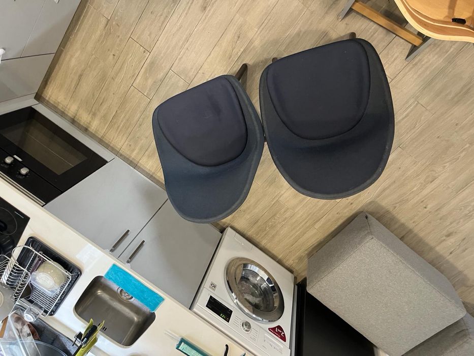 Cadeiras IKEA usadas