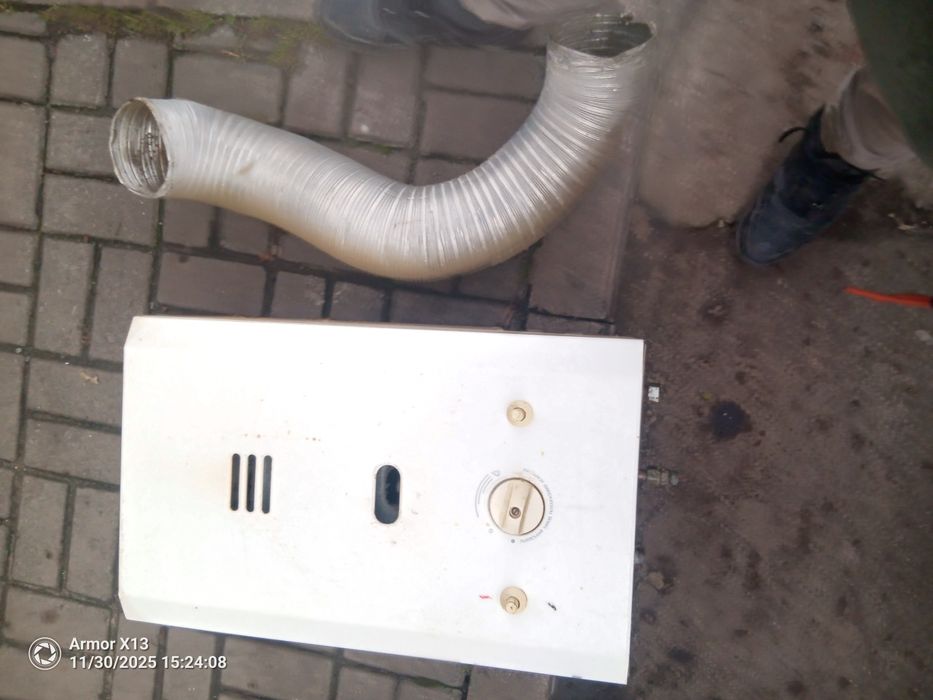 Продам газову колонку