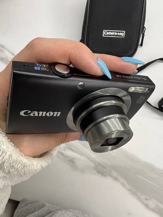 Цифровий фотоапарат Canon PowerShot A2300 (16.0 MP, 5x Zoom) + Чохол