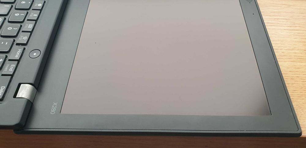 Mały A4-12" Metalowy Dotykowy Thinkpad 8th 256GB SSD Office Bater. 85%