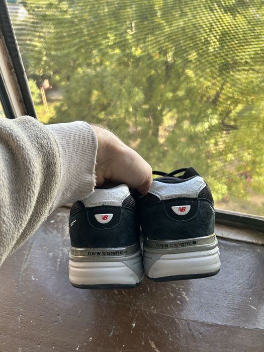 Чоловічі кросівки New Balance 990v4 Black